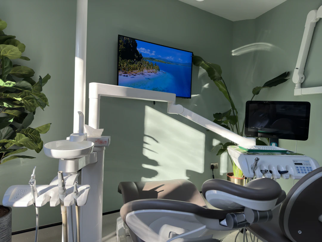 Dentozen treatment room with calming ambience